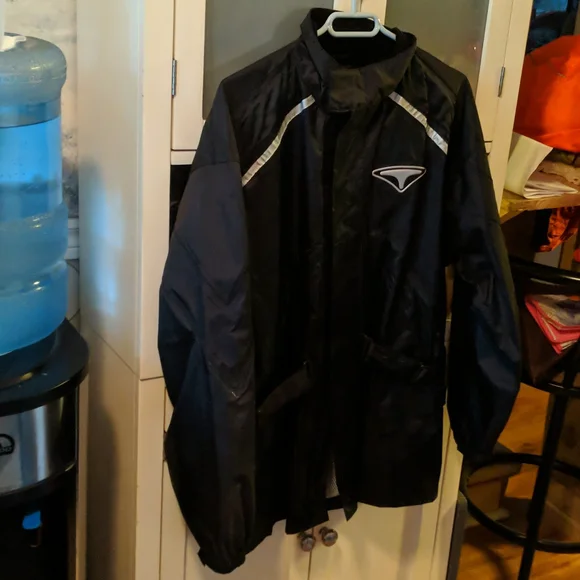 Jacket - Picture 1 of 7